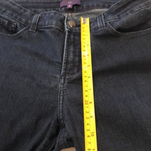 💕 NYDJ High waist stretch classic straight jeans, enhanced blue back pockets - Picture 7 of 9